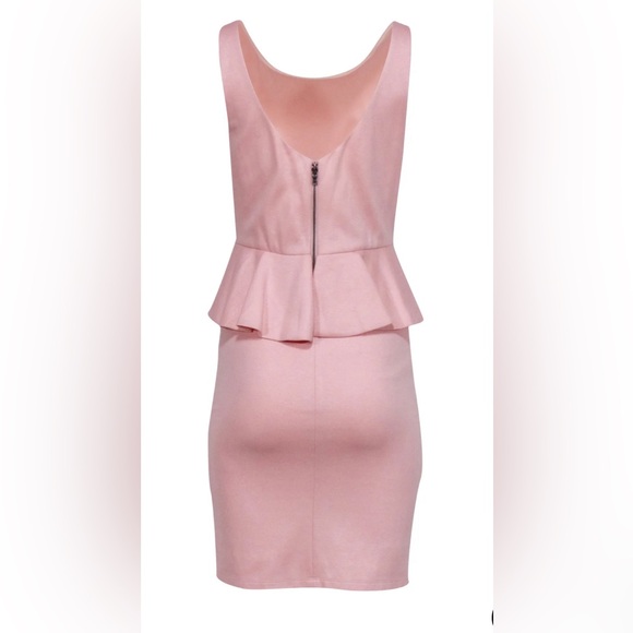 Alice and Olivia women sleeveless peplum Dress 👗 pale plum size WAS gently worn - Picture 5 of 15